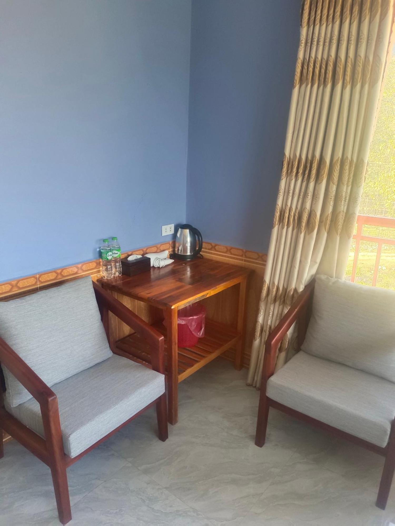 Dd Guesthouse Vang Vieng Dış mekan fotoğraf