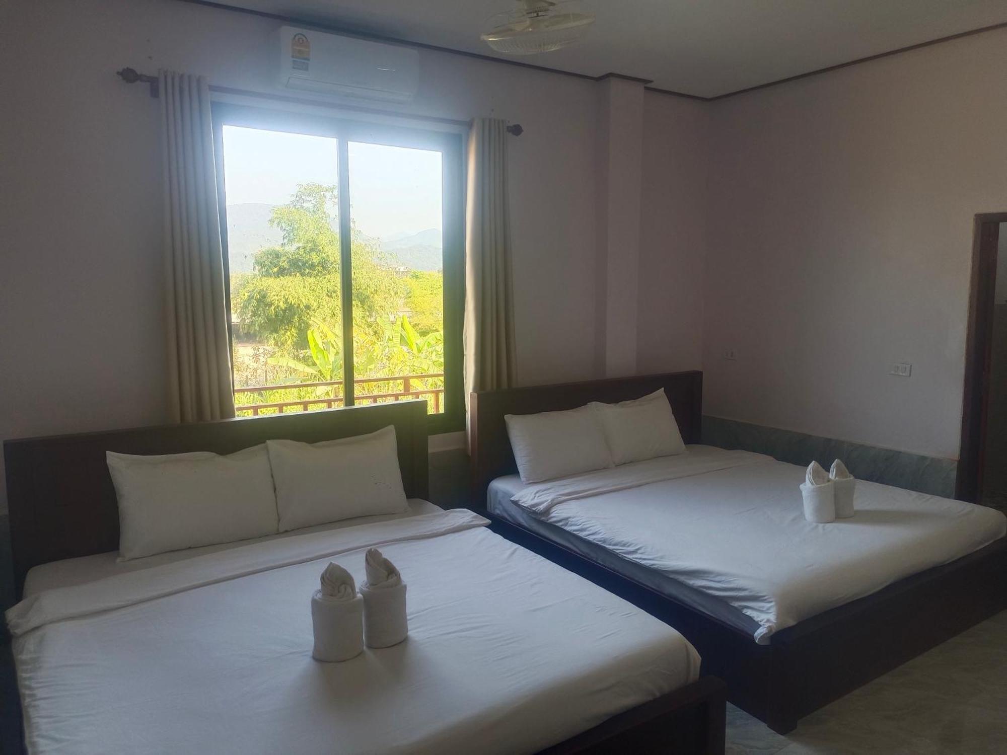 Dd Guesthouse Vang Vieng Dış mekan fotoğraf