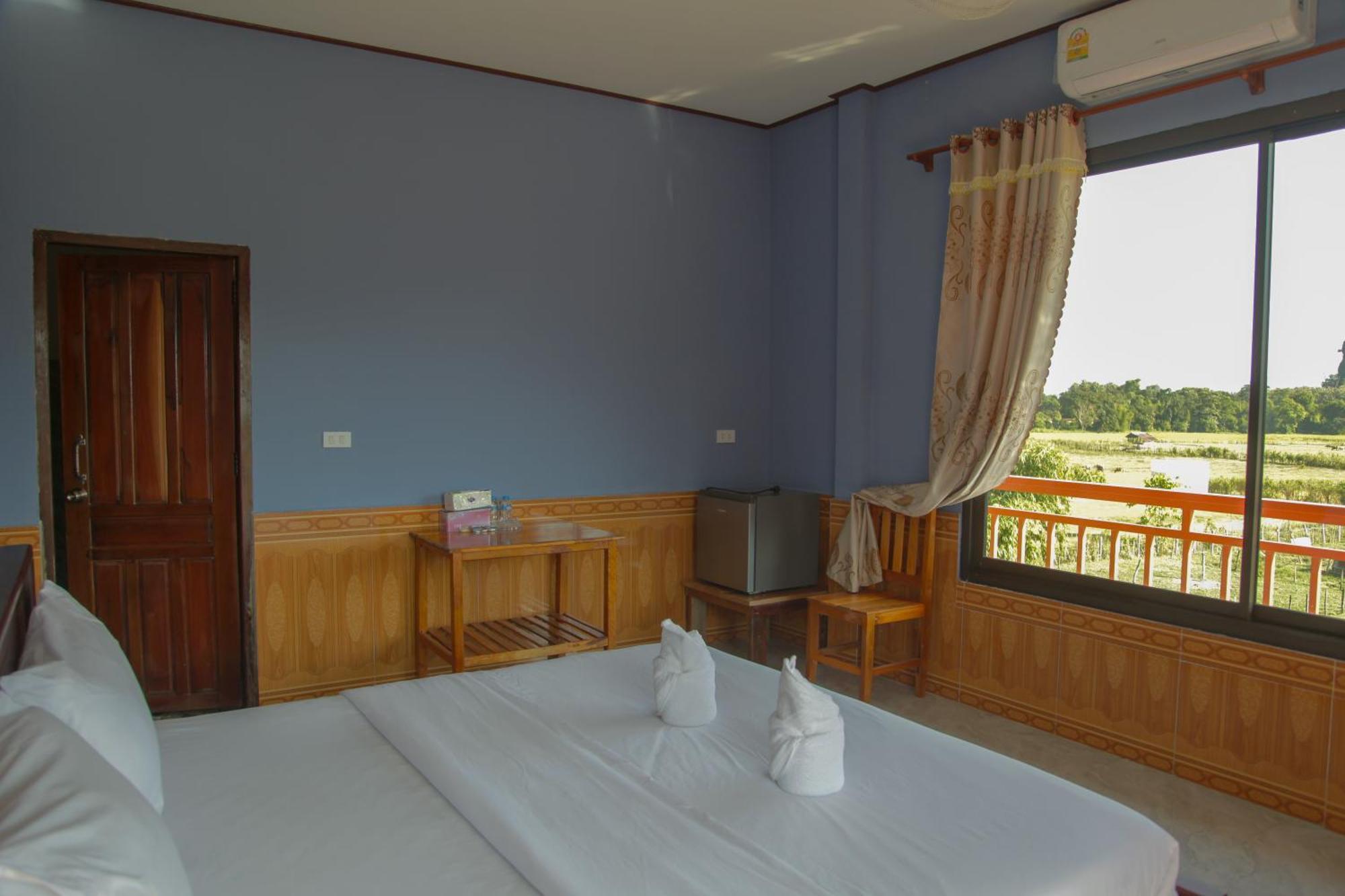 Dd Guesthouse Vang Vieng Dış mekan fotoğraf